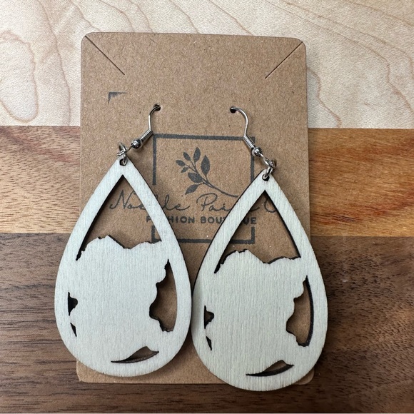 Halloween Wooden Earrings Welcome Jack-O-Lantern Pumpkin Witch Fall - Picture 2 of 3